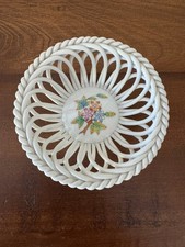 HEREND  SMALL INDIAN FLORAL BOUQUET PORCELAIN OPEN WEAVE BASKET VINTAGE.