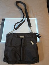 Borsa a tracolla Clarks nera chiusura zip tracolla staccabile cerniera accenti tasche