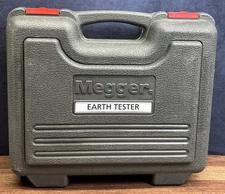 Megger DET14C Digital Earth Clamp Tester CAT IV 600V Ground Resistance