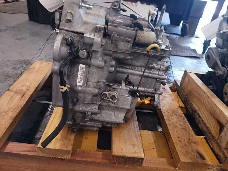 Honda Fit 2009-2014 transmisión automática AT - 5 velocidades OEM Foto 2 de 3