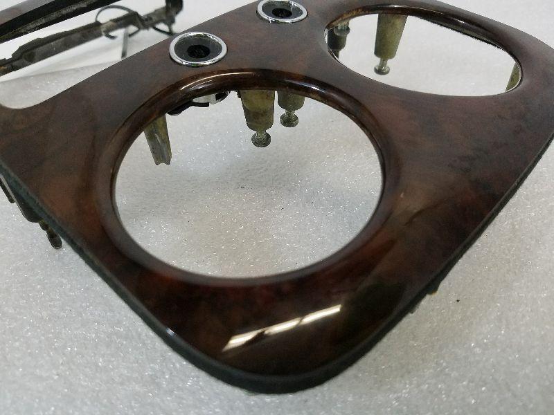 2006 BENTLEY Radio Bezel Trim. Wood Grain
