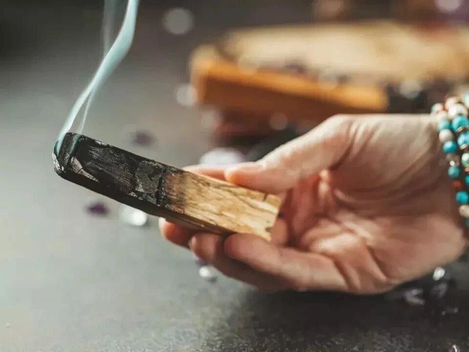 Palo Santo Wood x 16 Sticks-NEW SUPER STRONG Peruvian  Sticks -100g - Image 2 of 2