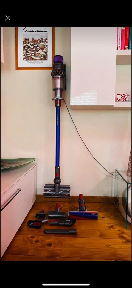 Dyson V11 Absolute, foto 2 di 2