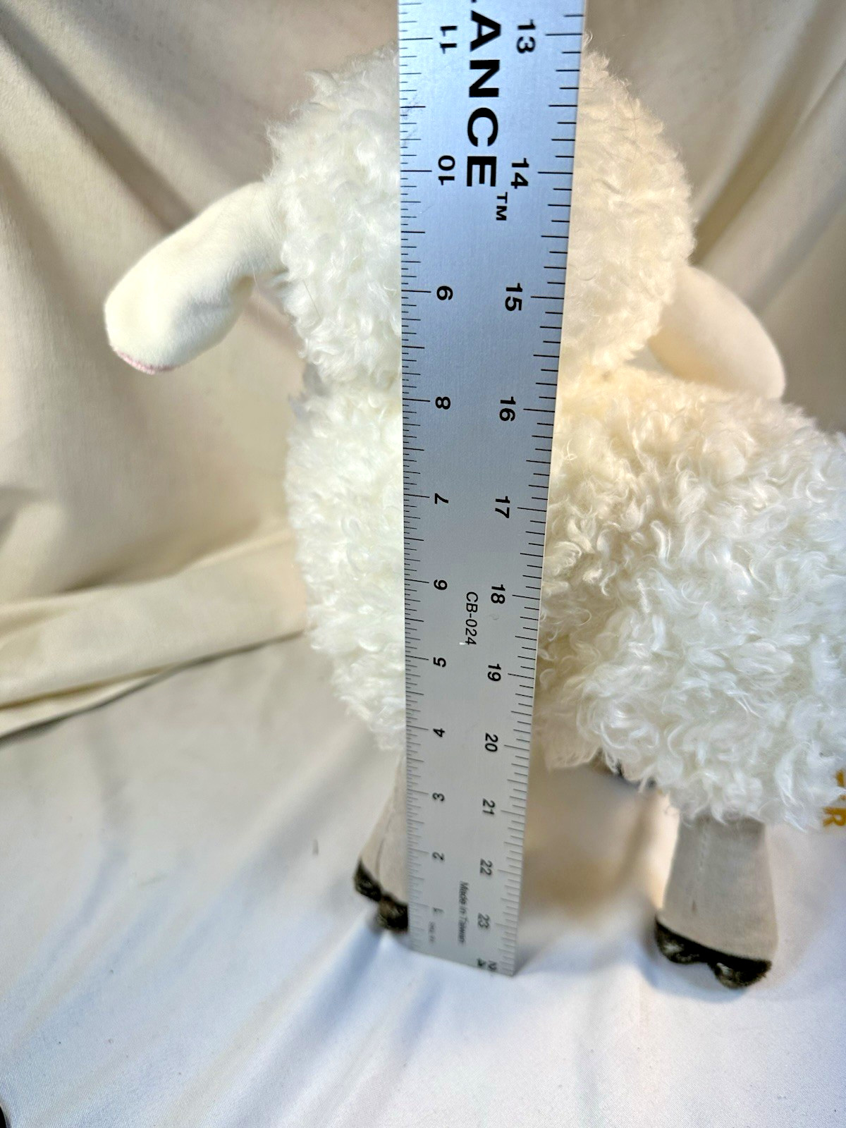 Dandee The Star movie Ruth Plush Lamb Sheep Musical animated Christmas== Works