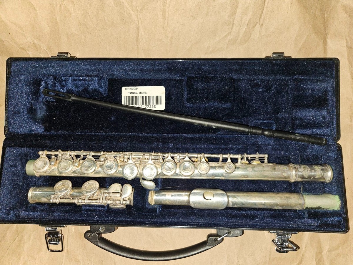 Yamaha YFL-221 Flute, Indonesia, Good Condition 86792865485| eBay