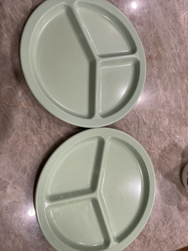 Vintage Texas Ware Melamine 10" Divided Dinner Plate Melmac Lot of 2 Green