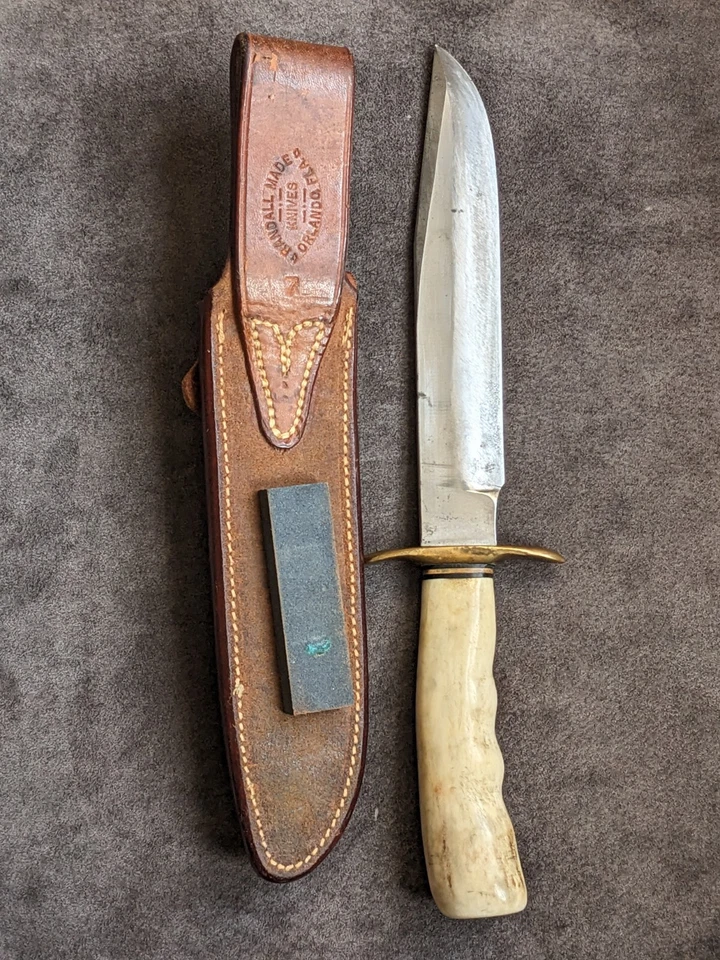 Cuchillo de luchador con astas/ciervo muy raro de principios de los años 60 (tal vez finales de los 50), ranuras para dedos Foto 2 de 4