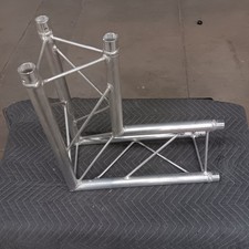 Global Truss Triangular 2-Way 90 Degree Corner Apex System F23-C25 TR96116-25