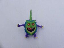Figura de goma de bufón Invizimals IMC Toys 2014 coleccionable 2,5"