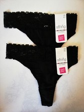 LOT DE 2 STRINGS TAILLE 38/40 MARQUE TWINDAY