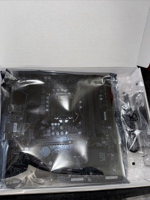 GIGABYTE B560M DS3H AC Motherboard LGA 1200 Intel 10th/11th Gen WiFi B560 M-ATX