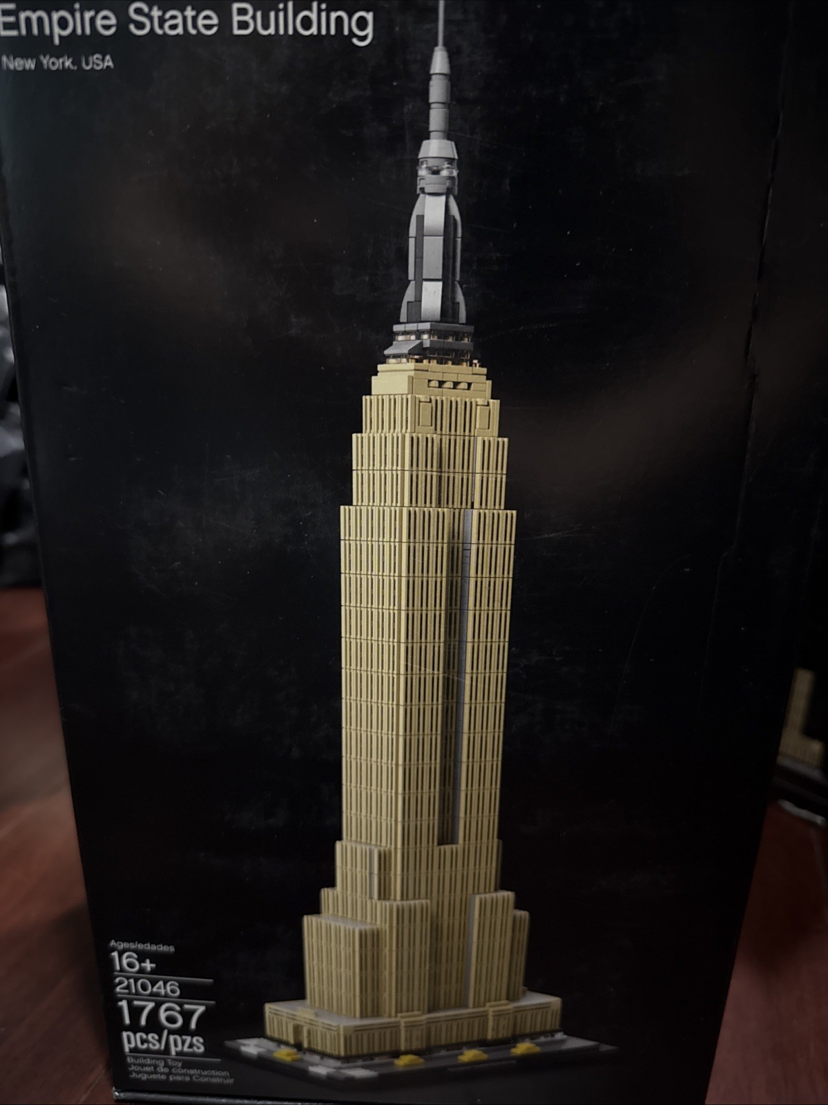 LEGO Architecture Empire State Building 21046 New York City Skyline Architecture