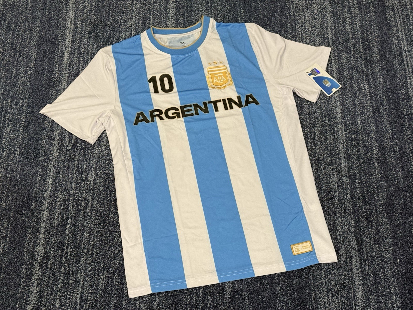 Argentina Lionel Messi #10 Licensed AFAOfficial Soccer Jersey WORLD CUP 26 Small