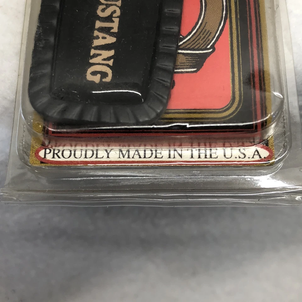 FORD Mustang Keychain Ring Highland Glen Mfg USA Made Original Package Vtg NOS - Image 3 of 4