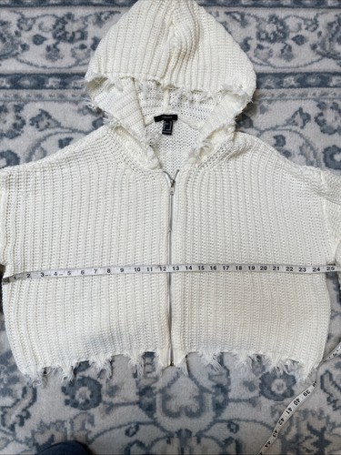 Forever 21 Fringe Cardigan Cropped Sweater Size Medium Cream Full Zip - Picture 4 of 6