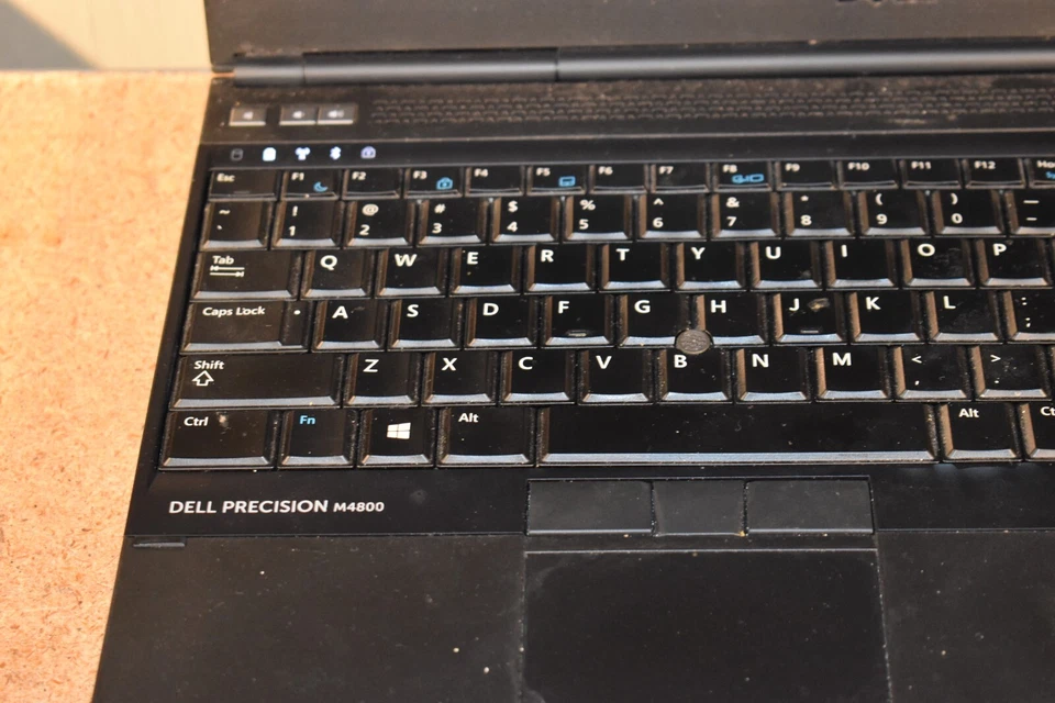 Dell Precision M4800 Quad Core i7-4800QM 32GB 256GB SSD Windows 7 NVidia K1100M Foto 4 de 4