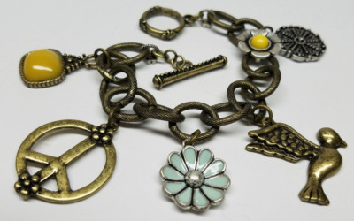 COOL PEACE BIRD FLOWERS Fashion Charm Bracelet w/ Toggle Lock Lady Girls NEW 