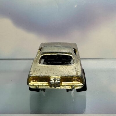 Vintage 1969 Mattel Hot Wheels Hemi Hauler Gold Dodge Charger Die