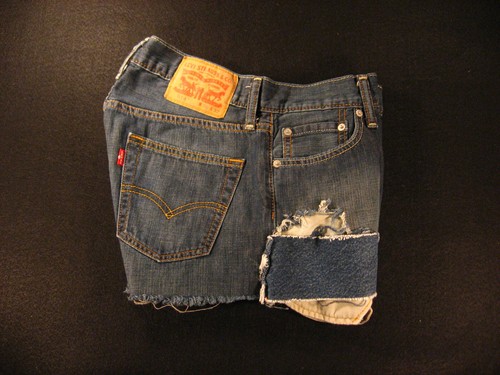 JEANS SHORTS W 28 Daisy Dukes DESTROYED 