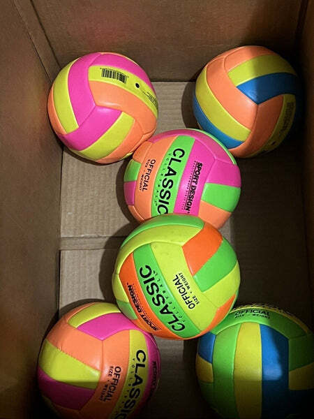 FIVE VOLLEYBALL WORLD COP ピンバッジセット 2019 Five Volleyball World Cop Pin Badge Set 2019 | eBay