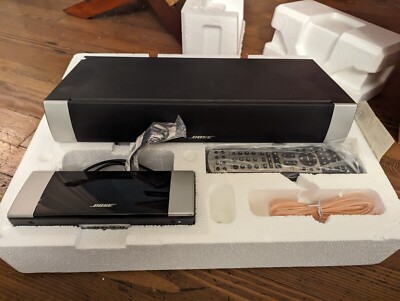 Bose Lifestyle V30 Home Theater System - Black and Whit 4 Bose Lifestyle V30 Home Theater System - Black and Whit 4