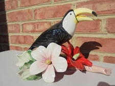 I Borbone Italy Capodimonte Pottery Toucan Bird Tropical Flowers Figure