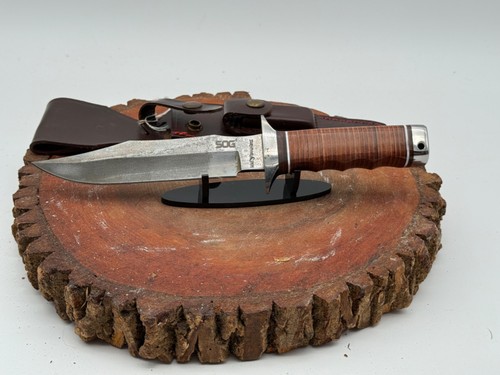 SOG Survival Knife with original Sheath Made in Taiwan--1880.25 - Picture 2 of 8