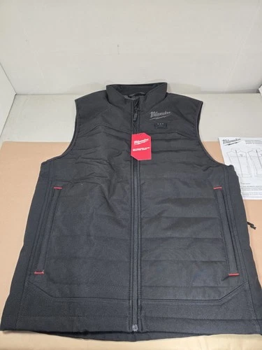Size S Milwaukee M12 Heated AXIS Vest Black M300BJ-S Heated Quilted Vest Only - product listing photo