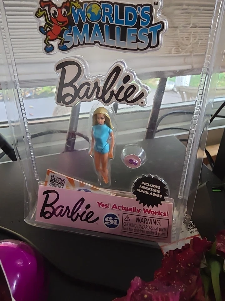 Muñeca Barbie 1959 réplica más pequeña del mundo 2017 2,75" nueva sellada Foto 3 de 3