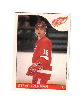 Steve Yzerman 1985-86 O-Pee-Chee Detroit Red Wings Hockey Card #29