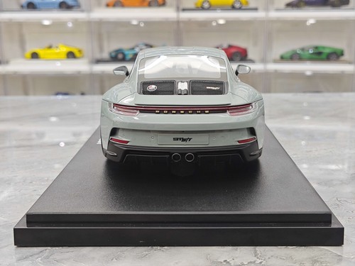 GT Spirit 1:18 PORSCHE 911 992 S/T Limited Edition Simulated Car Model - Picture 11 of 18