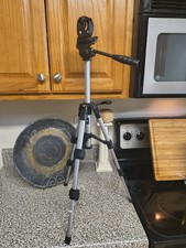 Digital Solutions Camera Tripod 27 In Adjustable