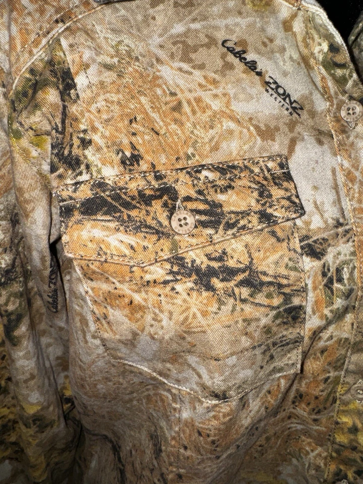 NWT Cabela's Zonz Western Long Sleeve Button-Up Camo Hunting Shirt Women’s SZ M - Image 3 of 4