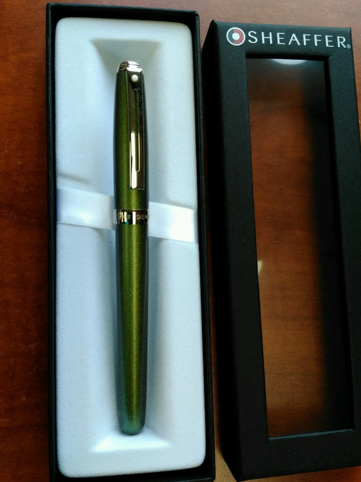Rollerball Sheaffer Prelude verde con borde cromado Foto 2 de 4