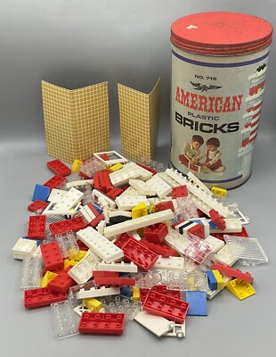 Vintage American Plastic Bricks No. 715 Halsam Products/Playskool 210 + Pieces