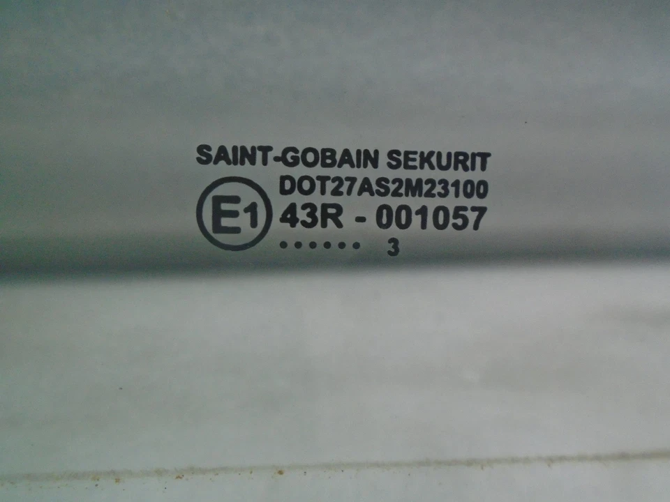 Jaguar X-Type 2002-2008 puerta trasera derecha pasajero ventana vidrio OEM DK807250 Foto 2 de 4