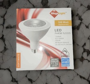 NEW LOT OF (10) Megalight FLOODLIGHT BULBS PAR38 1070 LUMENS 13 WATT Soft White