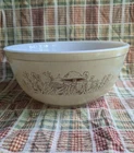 Pyrex Opal ware Glass Vintage 1980  Forest Fancies Mushroom Mixing Bowl 403 2.5L