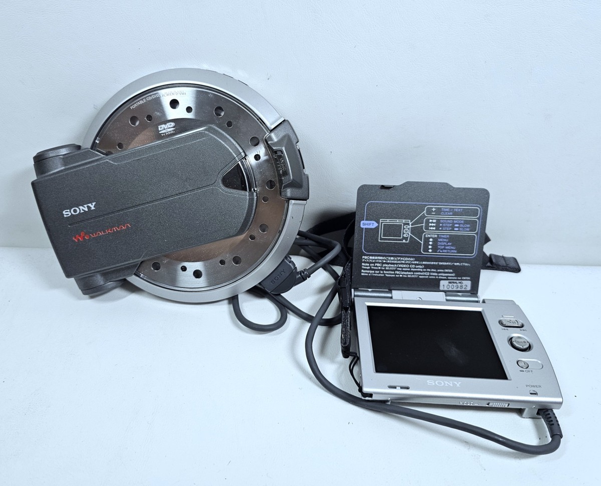 【ジャンク扱い】SONY DVDプレイヤー D-VM1 Sony Walkman D-VM1 Portable CD DVD Player With RM-DW35L Remote