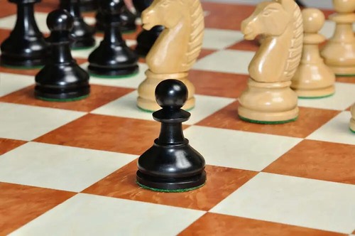 The Modern Chess Set - Pieces Only - 3.75" King - Ebonized Boxwood - Picture 7 of 12