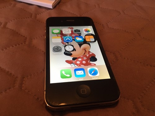 Apple iPhone 4s - 16GB - Black Sprint Good Shape - 第 9/9 張圖片