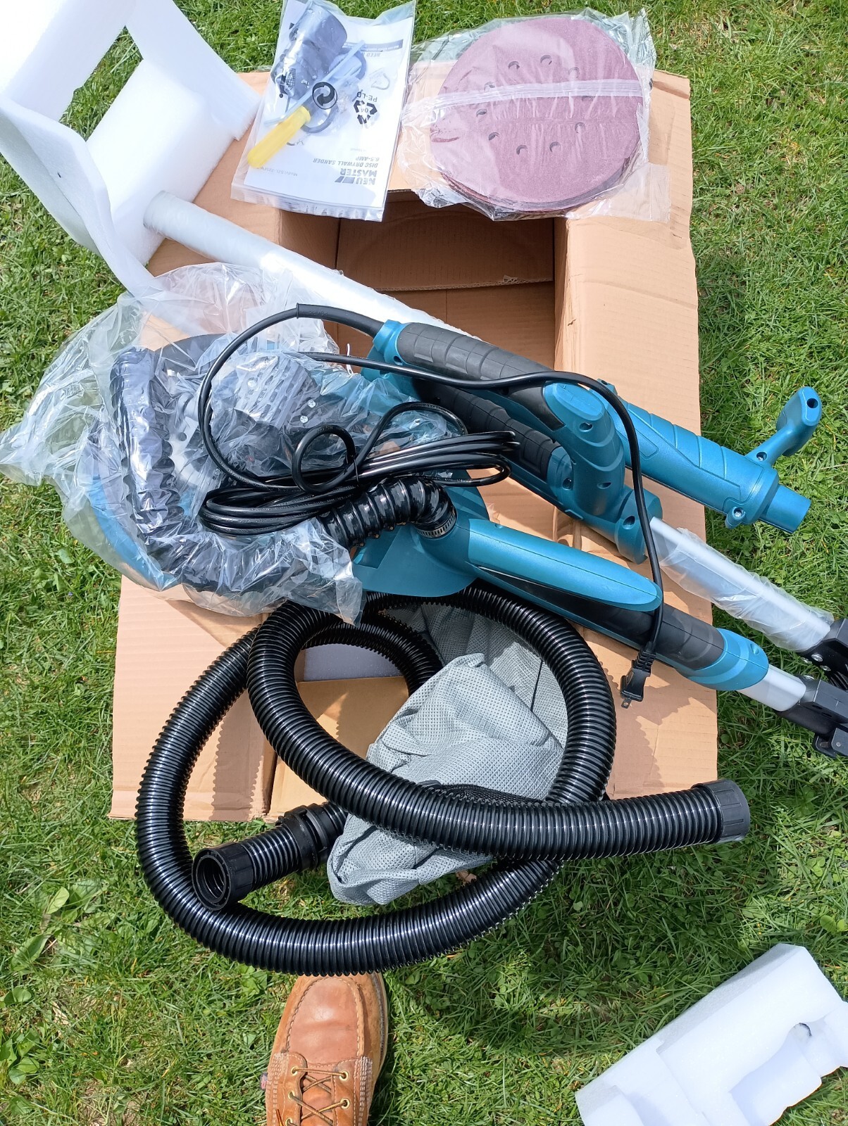 NEU MASTER Drywall Sander, Electric Drywall Sander Variable Speed Pole