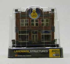 WOODLAND SCENICS N SCALE RECORDS  RECRUITING BUILT BUILDING BR4957 WDS4957 NEW