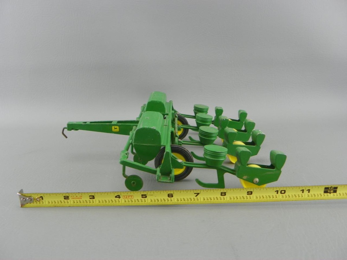 Vintage 1960's Ertl 494 / 495 Diecast 1:16 Scale John Deere 4 Row