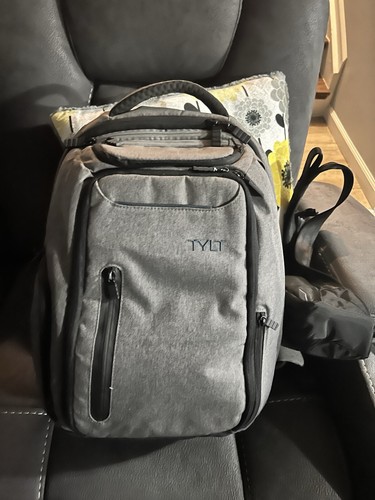 Tylt Backpack