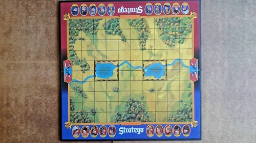 Vintage Stratego board Game ( MB ) 1986 - Picture 10 of 11