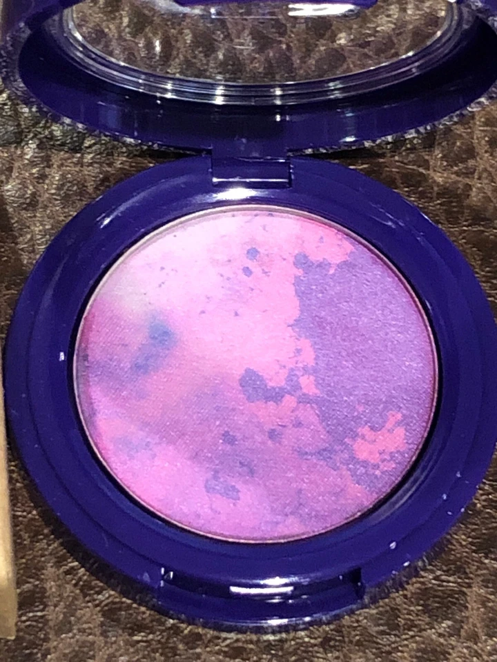 Stila Countless Color Pigment Eyeshadow  Melody - Image 2 of 2