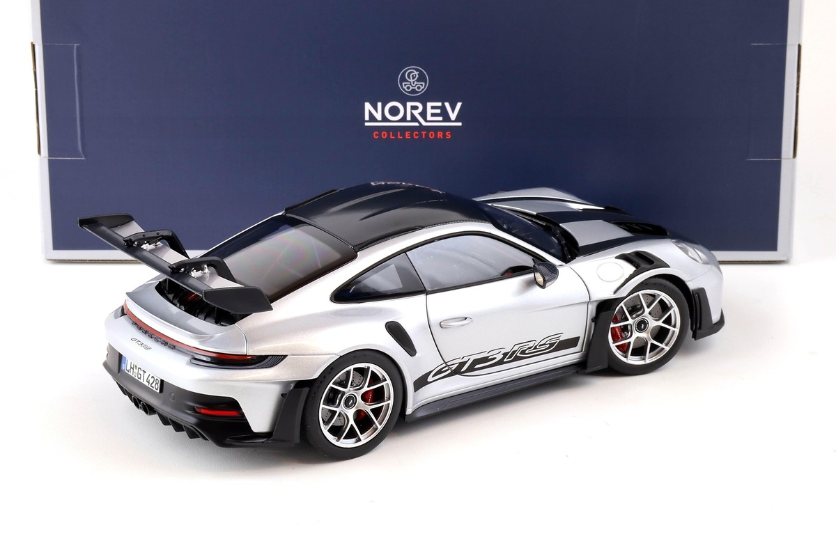 Porsche 911 GT3 ホワイト 1/18 ミニカー Porsche 911 GT3 ホワイト 1/18 ミニカー Porsche 911 GT3
