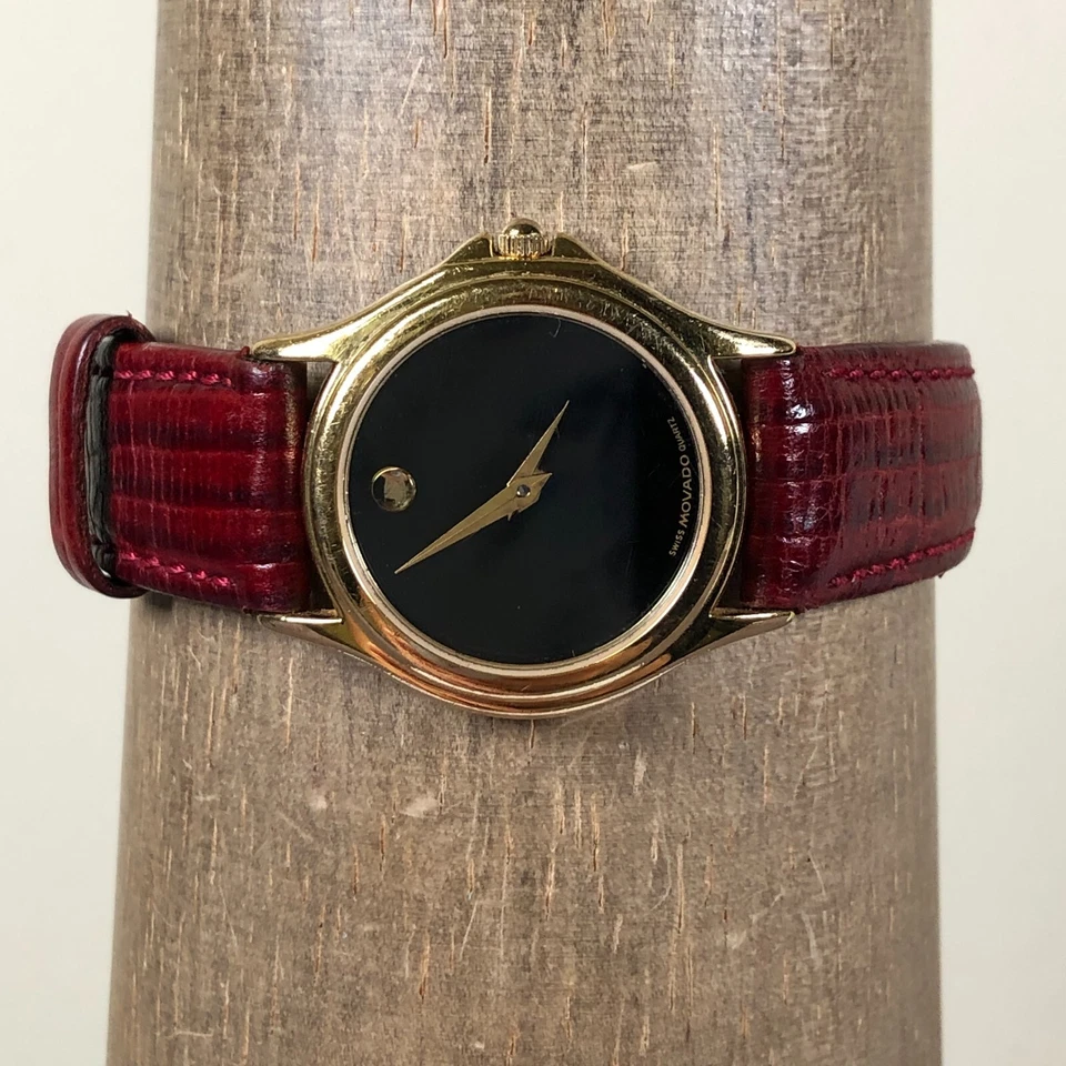 Reloj analógico de cuarzo Movado Museum para mujer 87-E4-0823 informal de cuero 28 mm 7 1/4" Foto 2 de 4