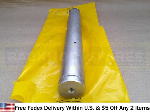 CASE PARTS - GENUINE CASE AXLE PIVOT PIN, TB80 (PART NO. 47432519) - Picture 2 of 5